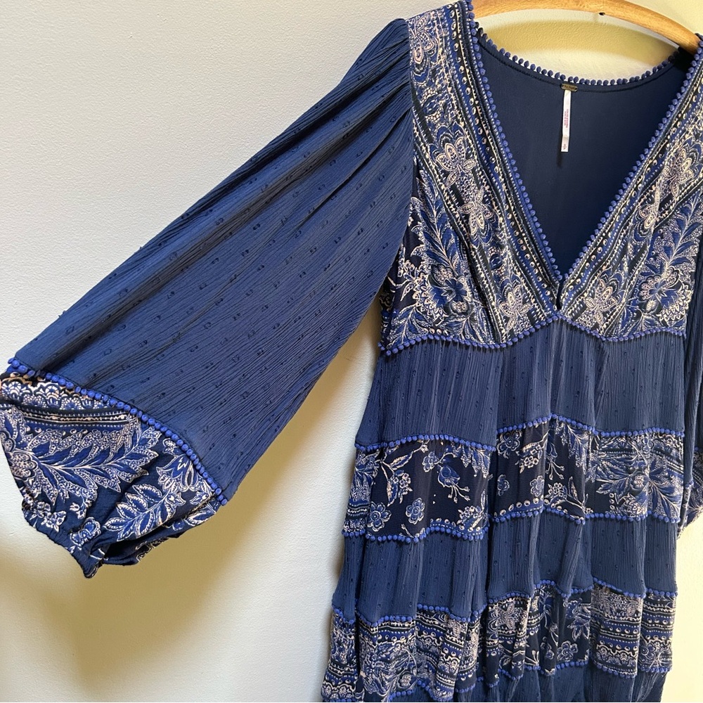 Boho-Style Deep Blue V-Neck Tiered Mini Dress - Picture 6 of 16